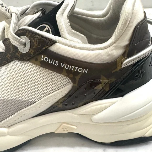 Authentic Louis Vuitton Women’s  Run 55 Trainers Sneakers - size 6.5 US - Picture 3 of 15